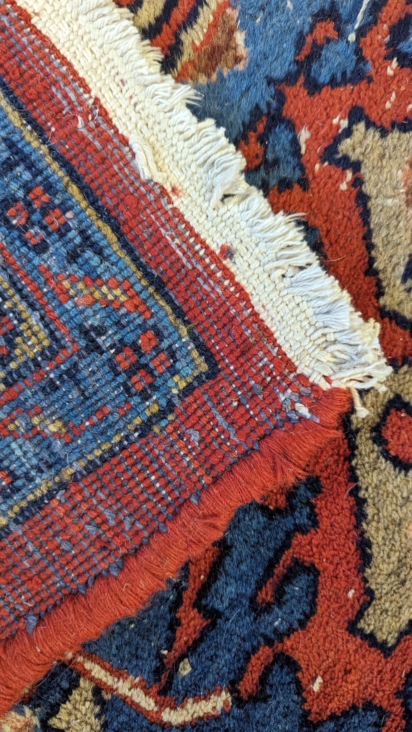 SOLD - Vintage Persian Viss Rug, 8'6x11
