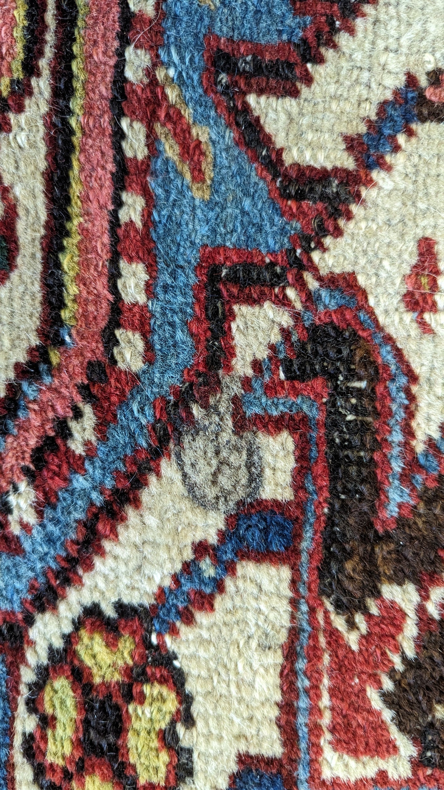 Antique Persian Heriz Rug, 7'6"x10'