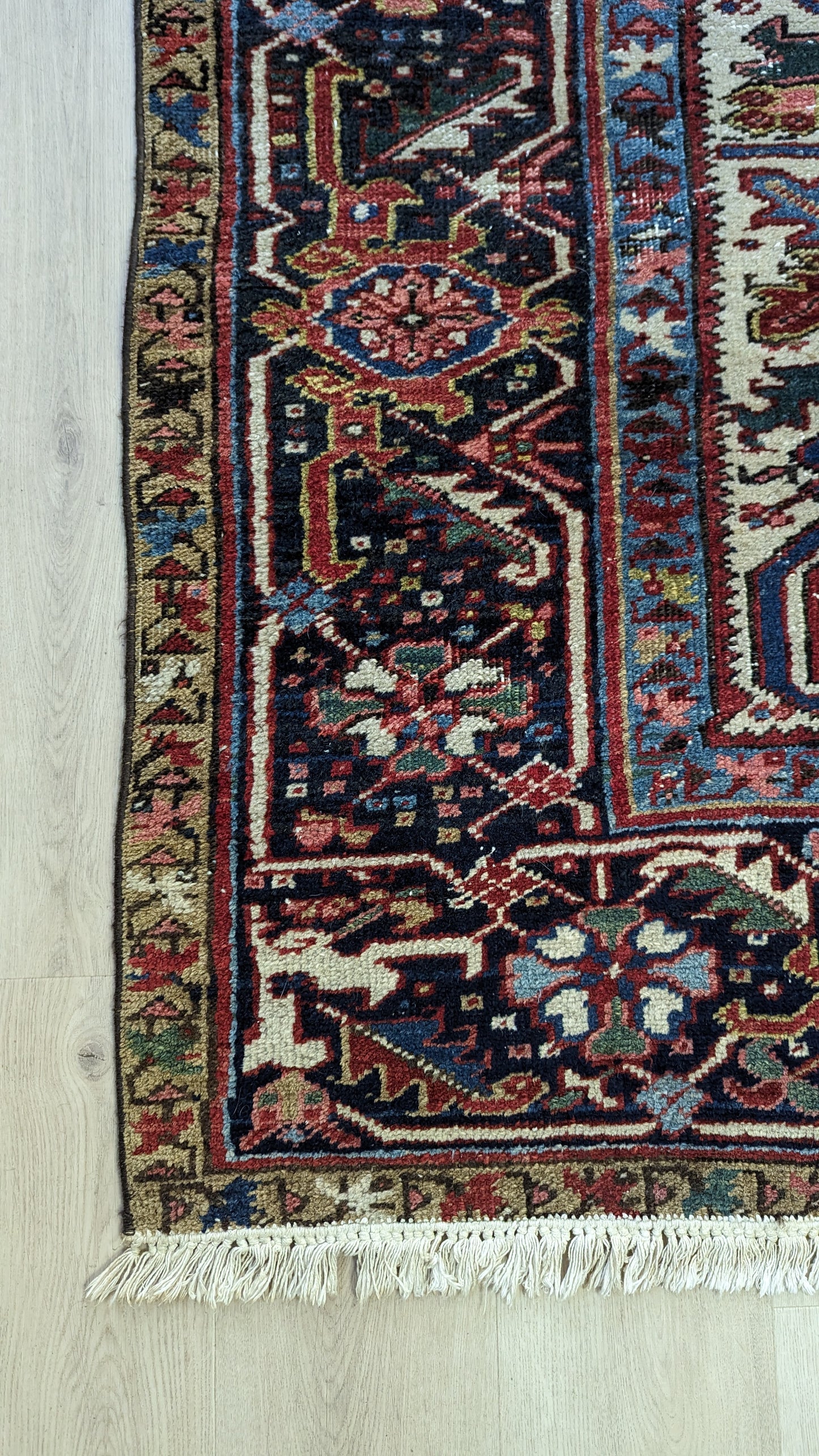 Antique Persian Heriz Rug, 7'6"x10'