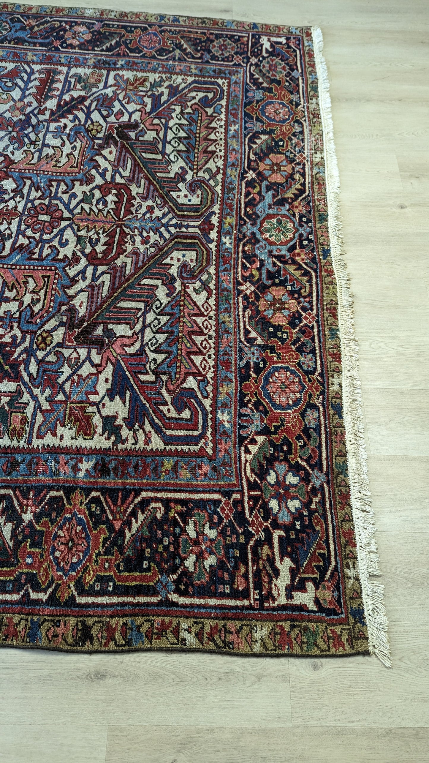 Antique Persian Heriz Rug, 7'6"x10'