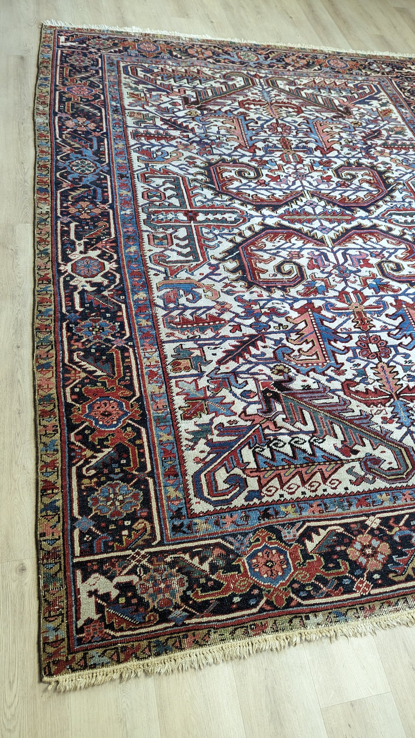 Antique Persian Heriz Rug, 7'6"x10'