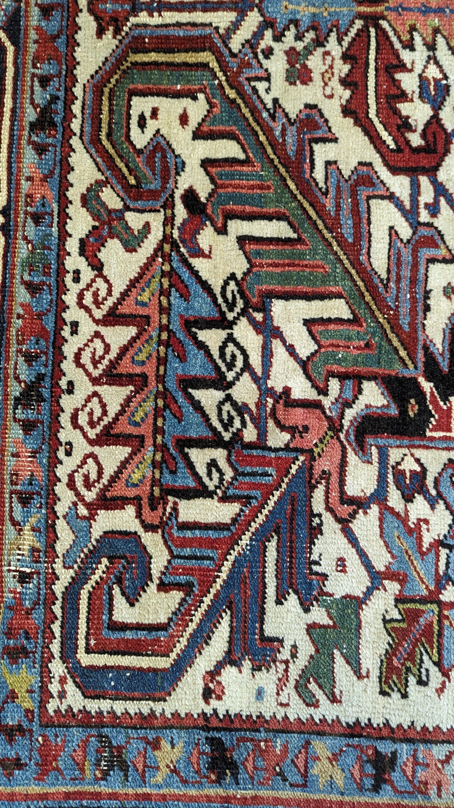 Antique Persian Heriz Rug, 7'6"x10'