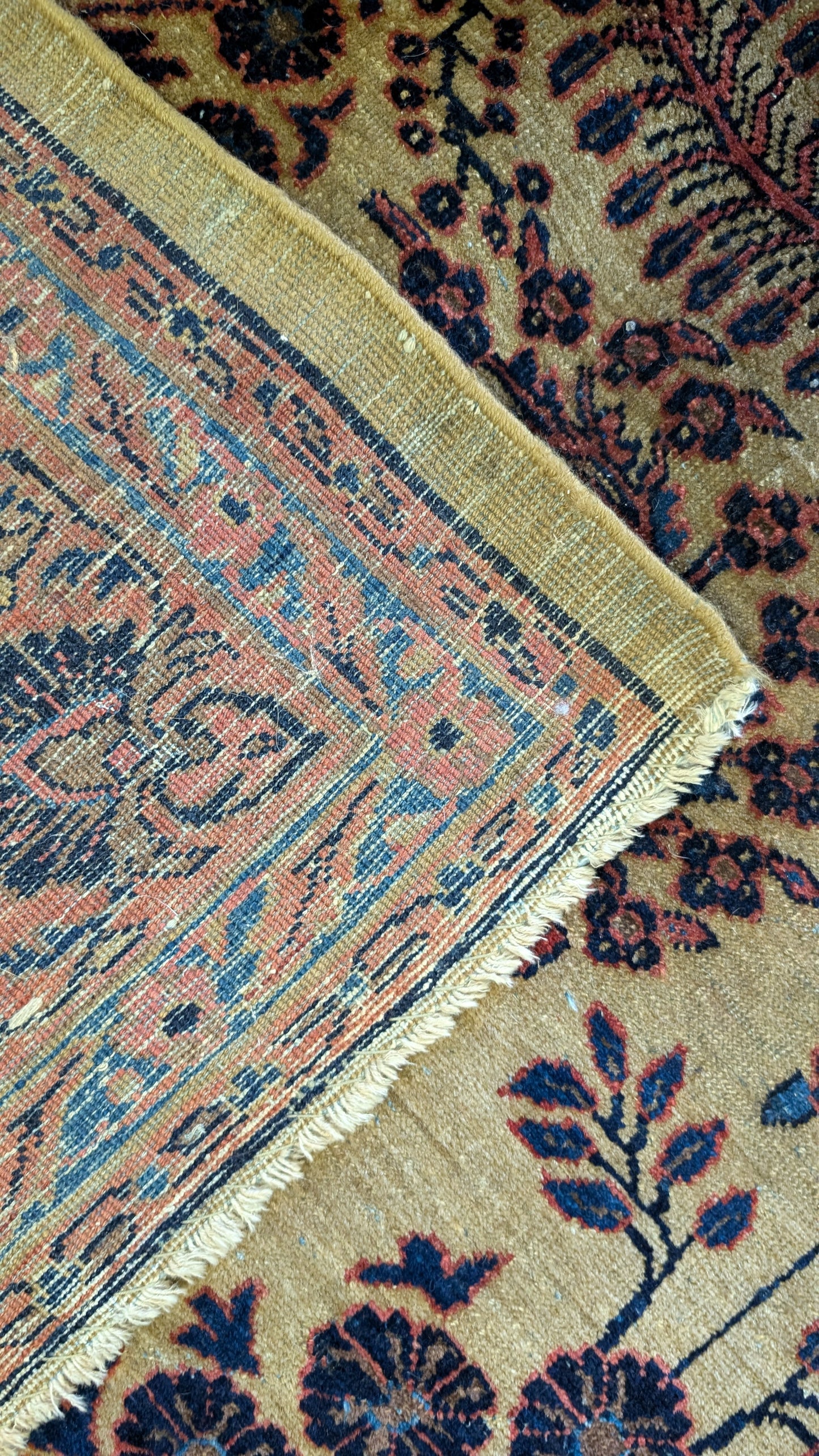 Antique Sarouk Persian Rug, 6'4"x9'2" - The Golden Sarouk