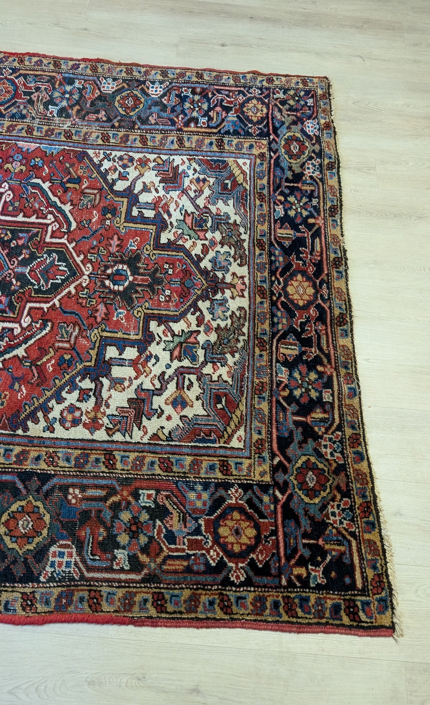 Vintage Heriz Persian Rug, 5'9"x7'10"