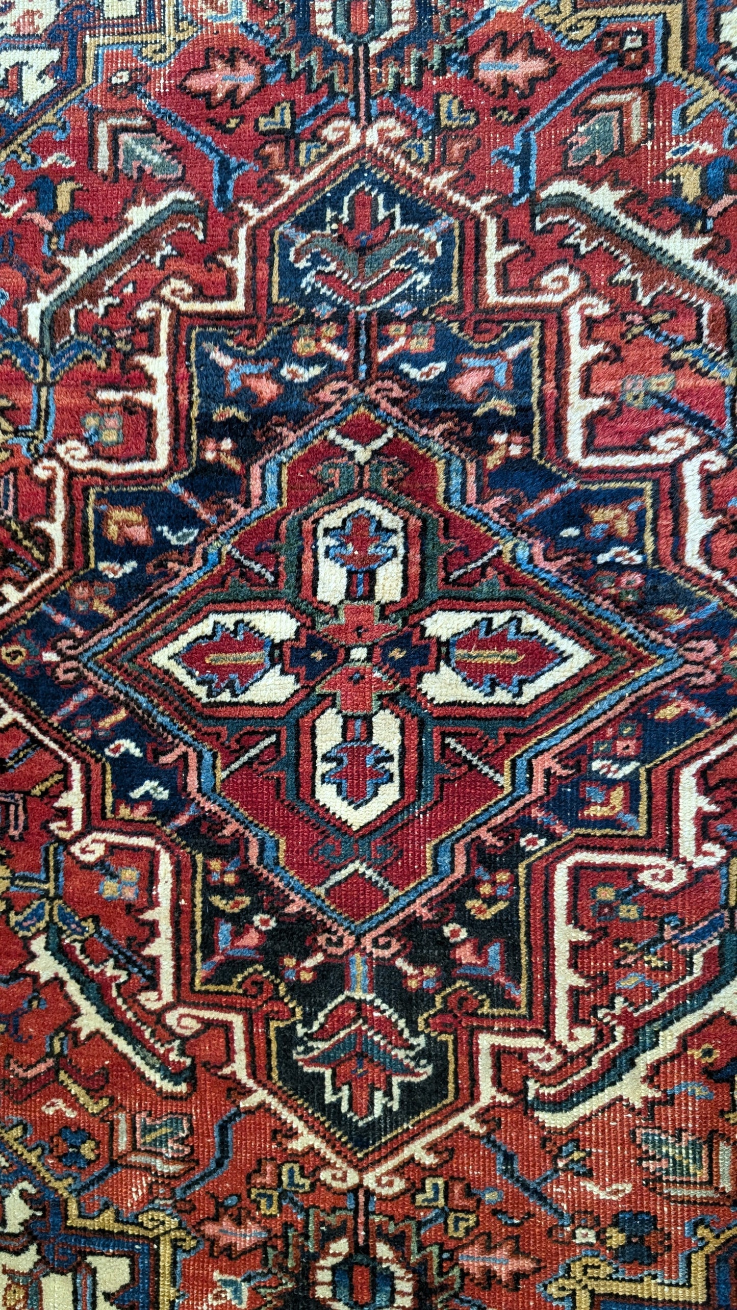 Vintage Heriz Persian Rug, 5'9"x7'10"
