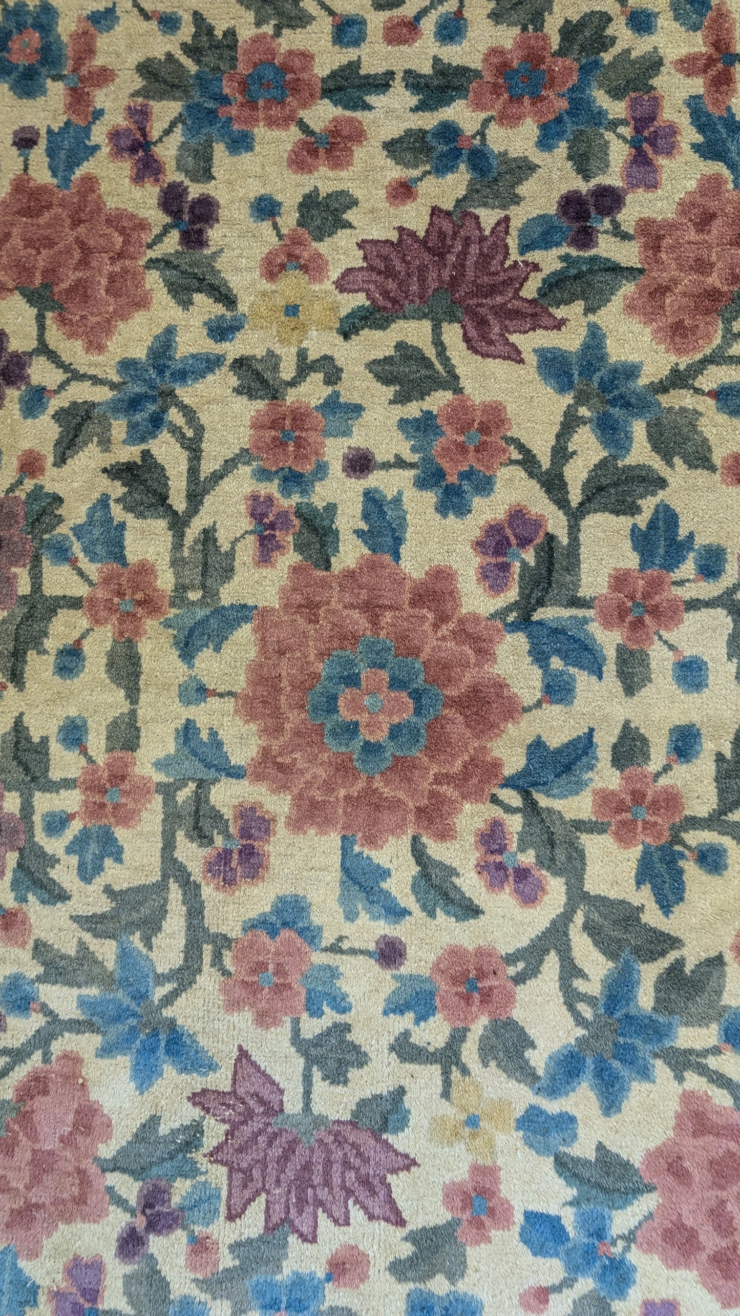 Antique Oval Shape Art Deco Chinese Rug, 5x8