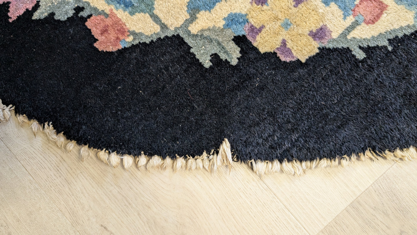 Antique Oval Shape Art Deco Chinese Rug, 5x8