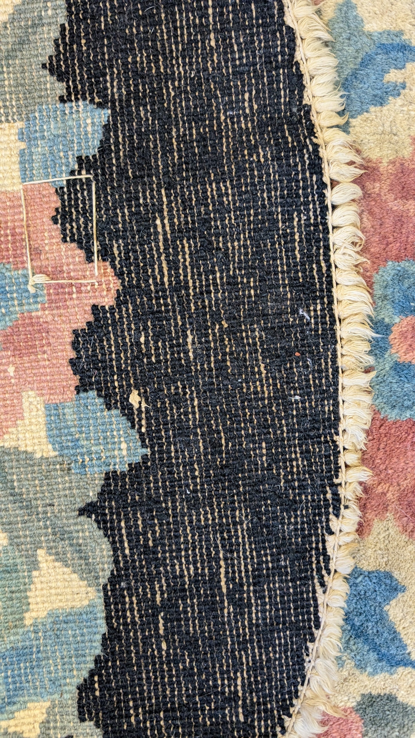 Antique Oval Shape Art Deco Chinese Rug, 5x8