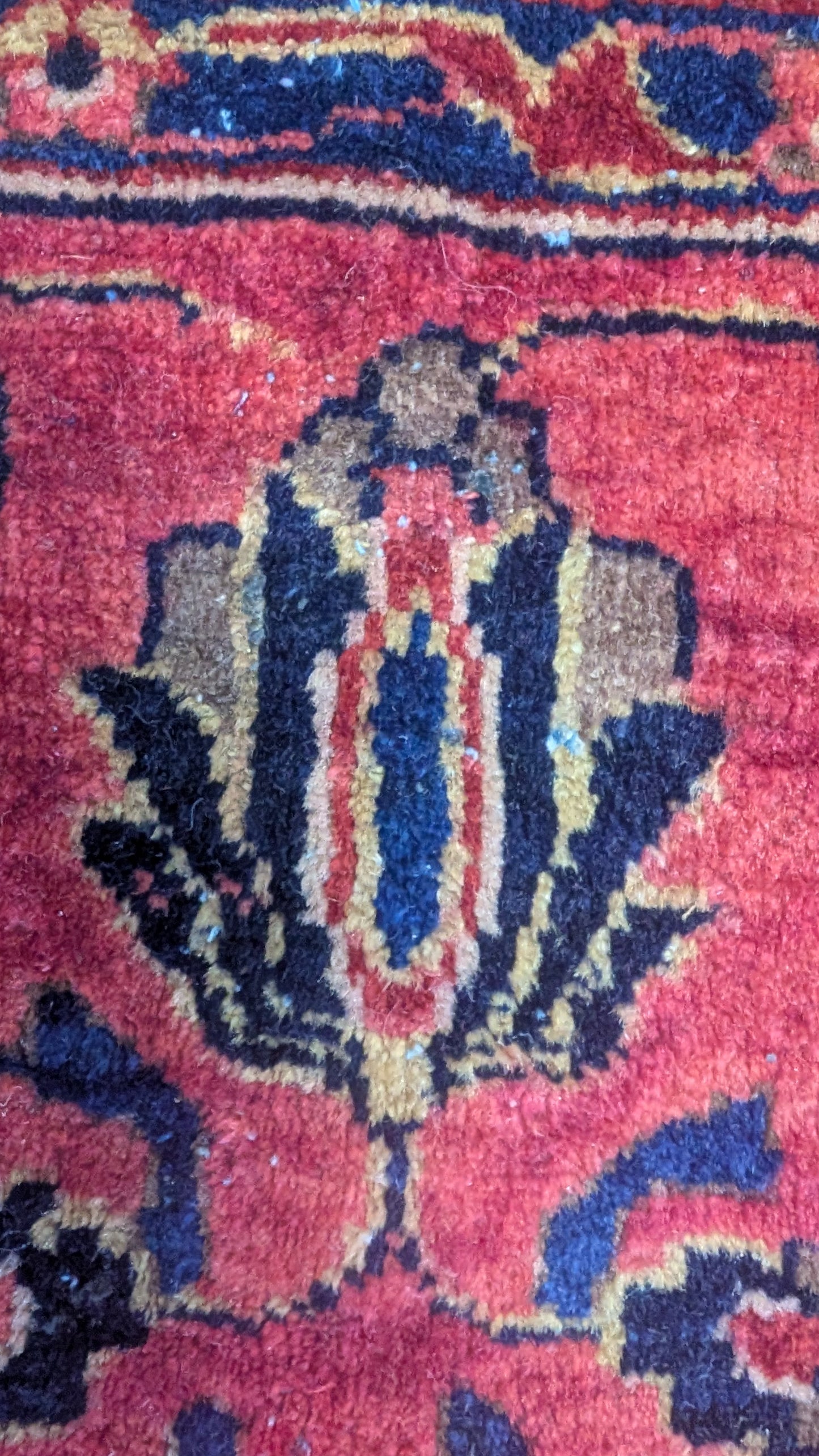 Antique Persian Sarouk Rug, 6x9