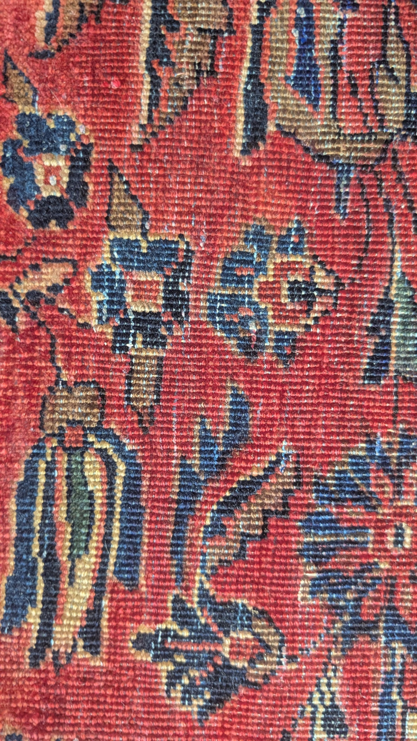 Antique Persian Sarouk Rug, 6x9