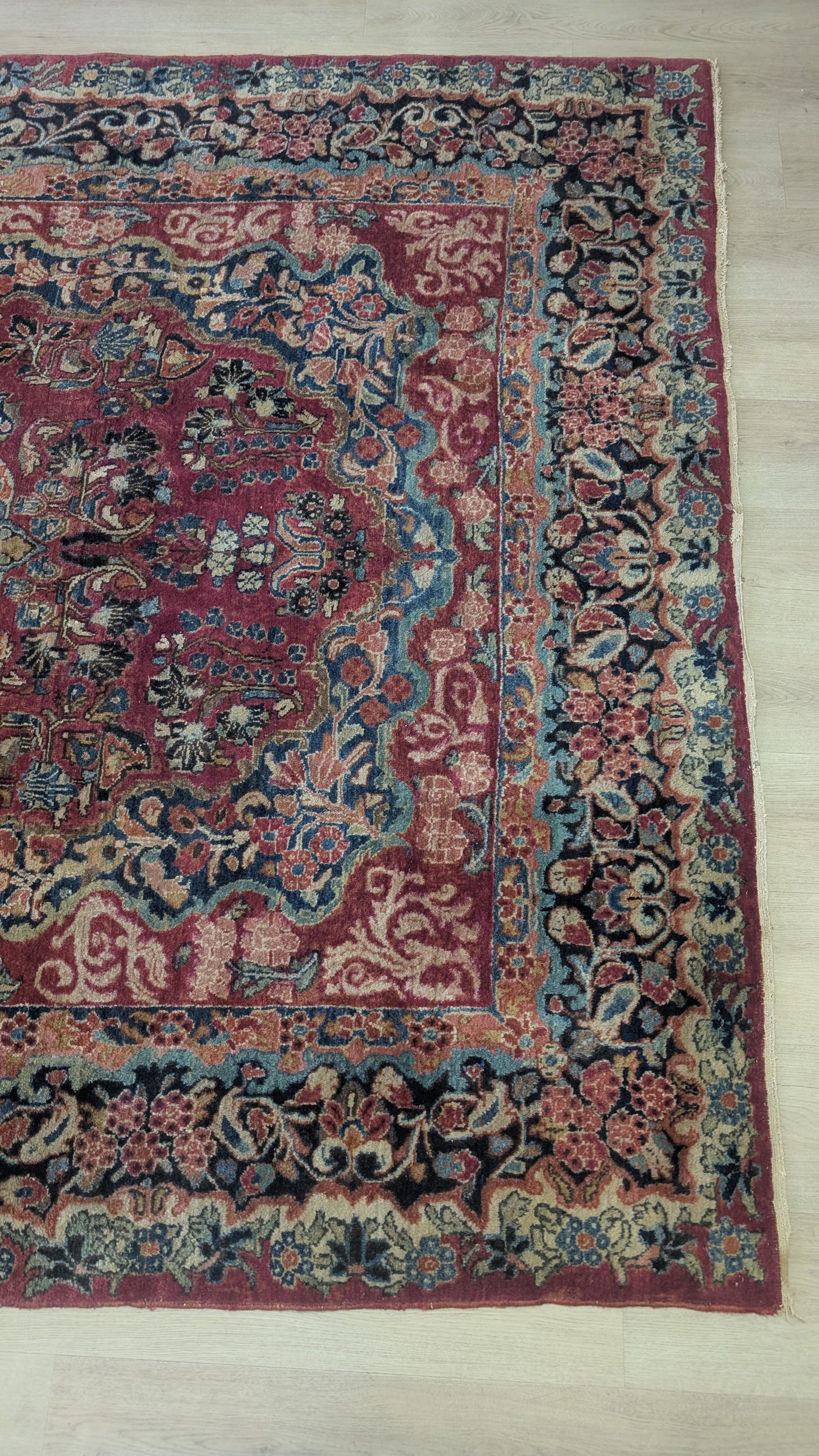 Antique Persian Sarouk Rug, 6x9