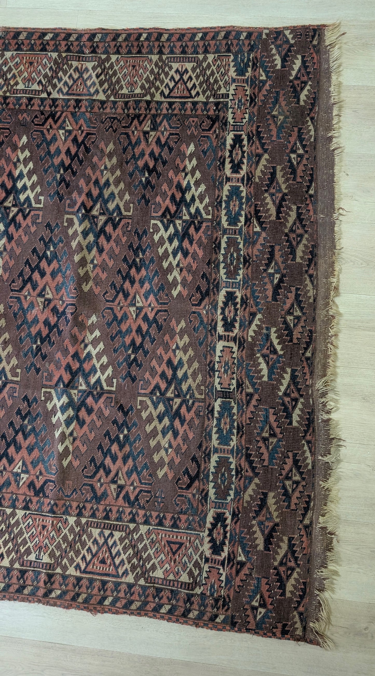 Antique Yomut Turkman Rug, 5x9, "The Nomad's Signal"