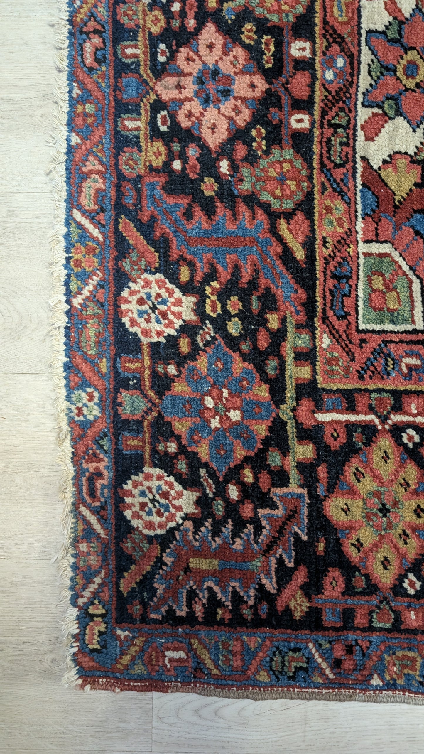 Antique Persian Heriz Rug, 8'2"x11'3"