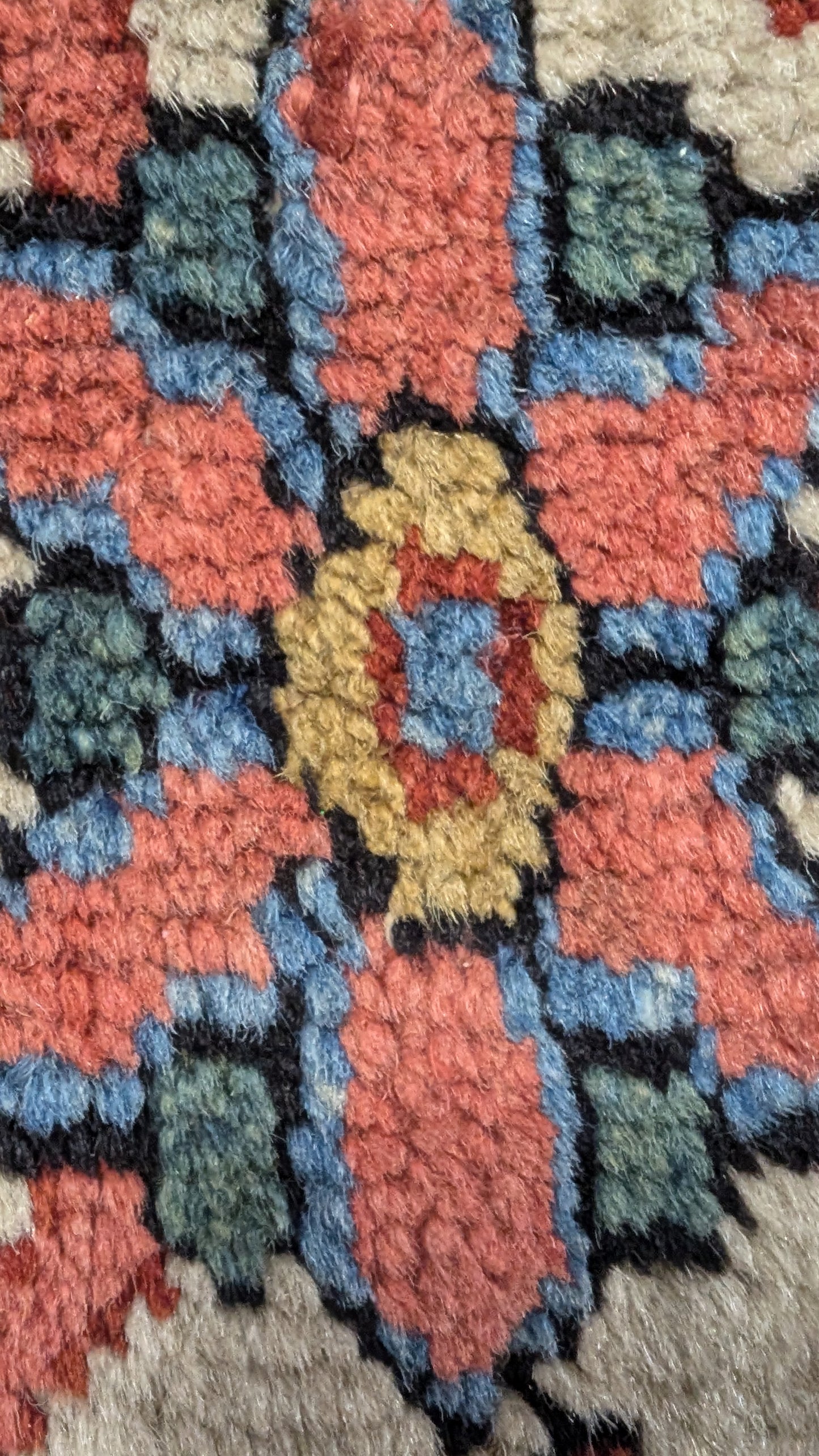 Antique Persian Heriz Rug, 8'2"x11'3"