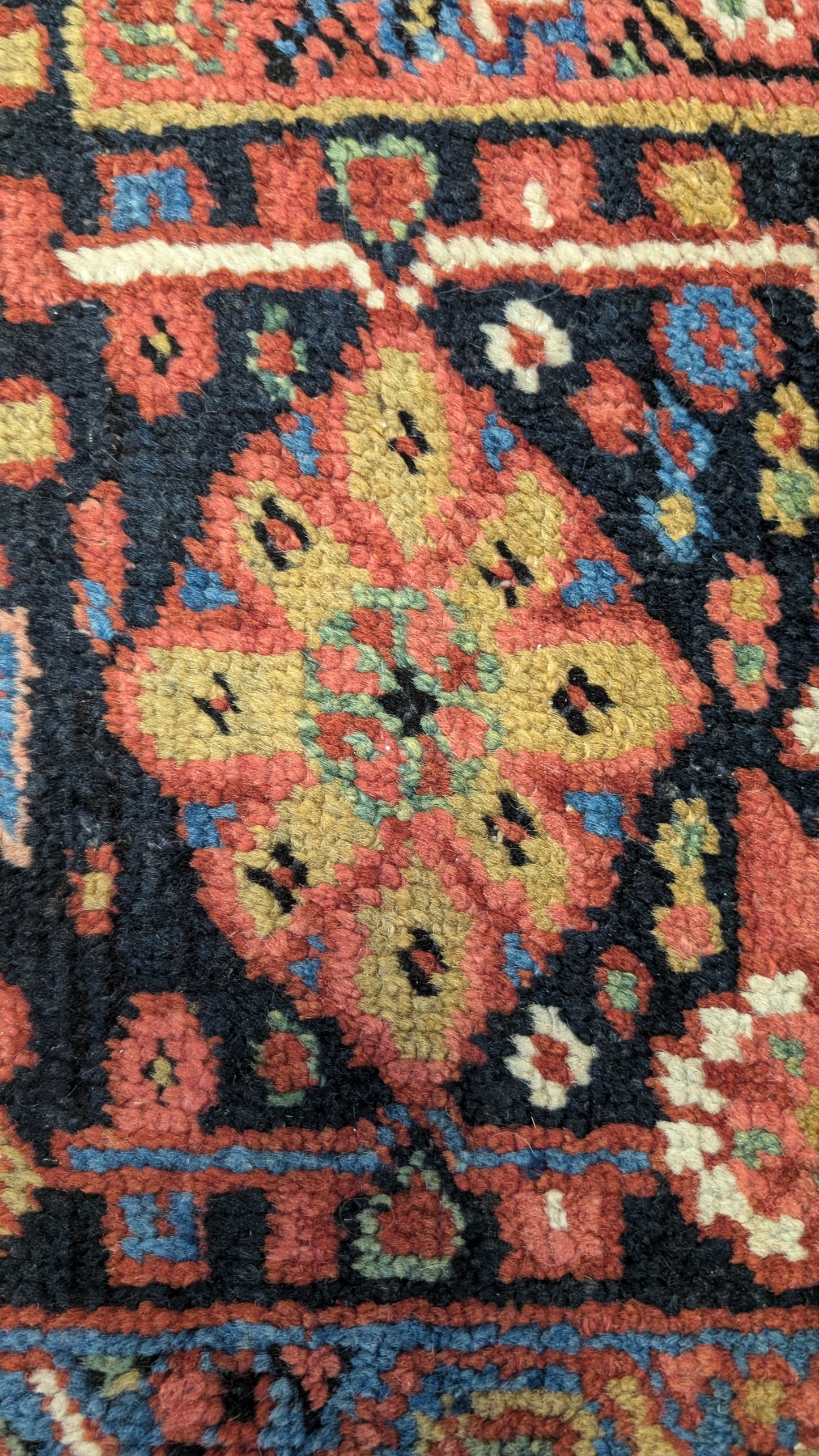 Antique Persian Heriz Rug, 8'2"x11'3"