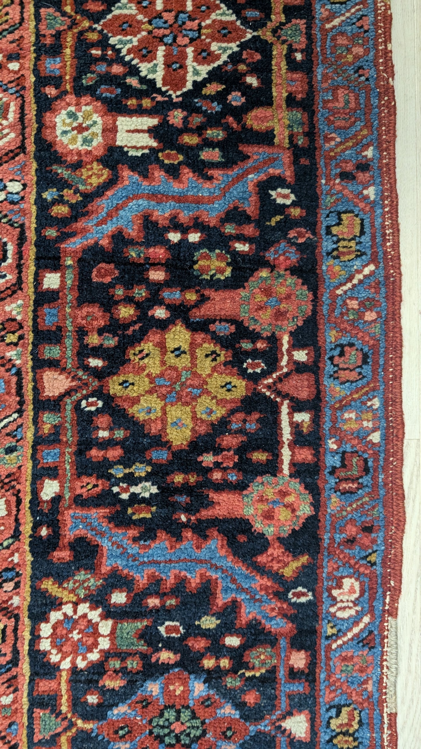 Antique Persian Heriz Rug, 8'2"x11'3"