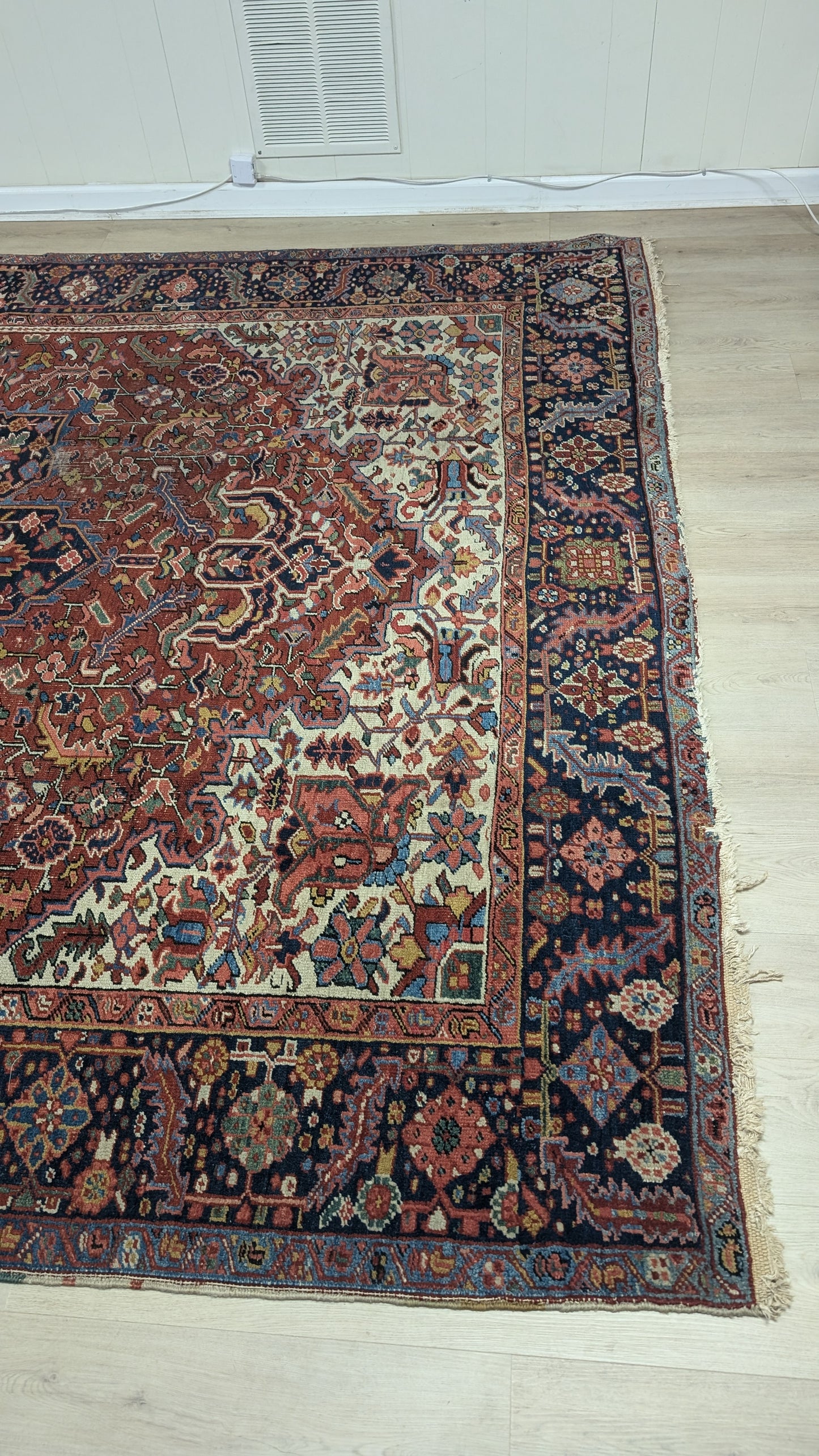 Antique Persian Heriz Rug, 8'2"x11'3"