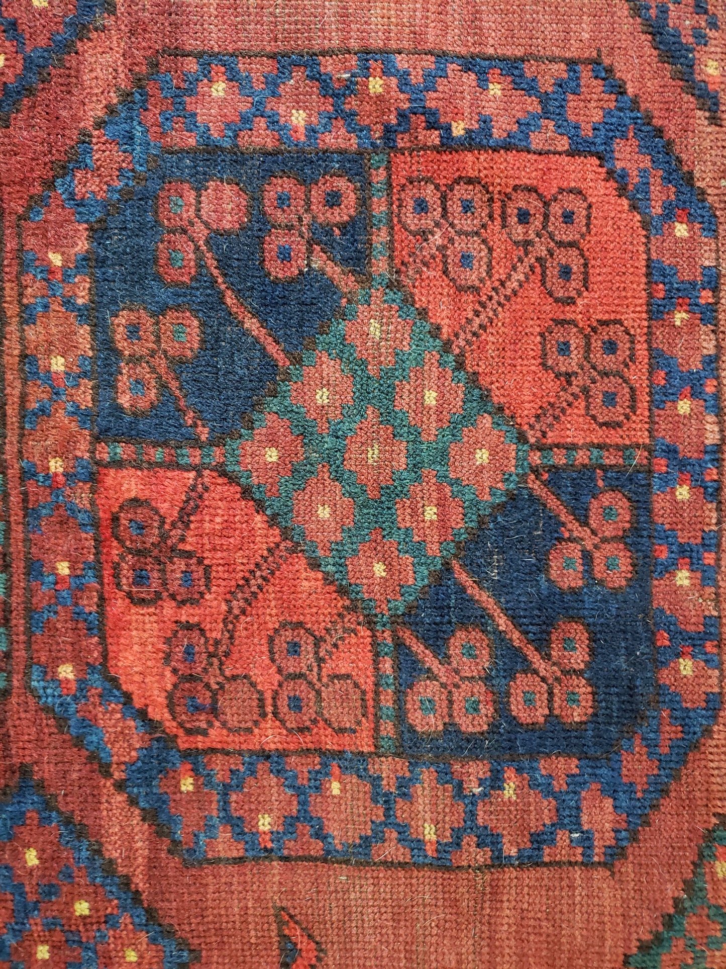 SOLD Antique Ersari Turkoman Rug, 7'6"x10'9" - Elephant's Foot Bohemian