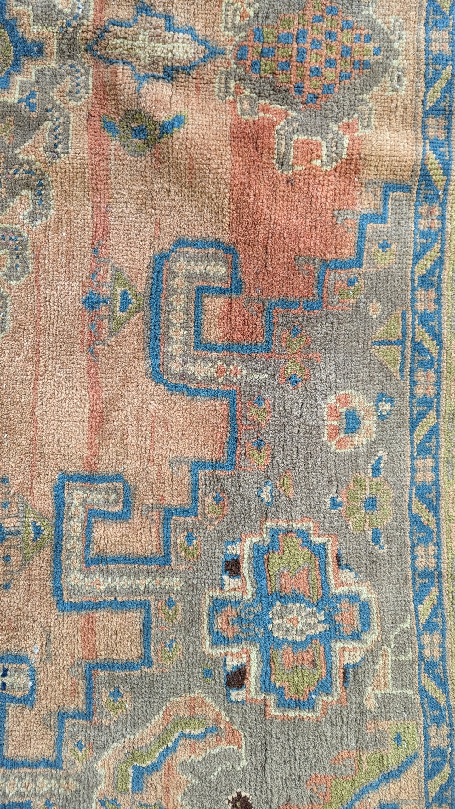 SOLD - Vintage Persian Viss Rug, 7x10