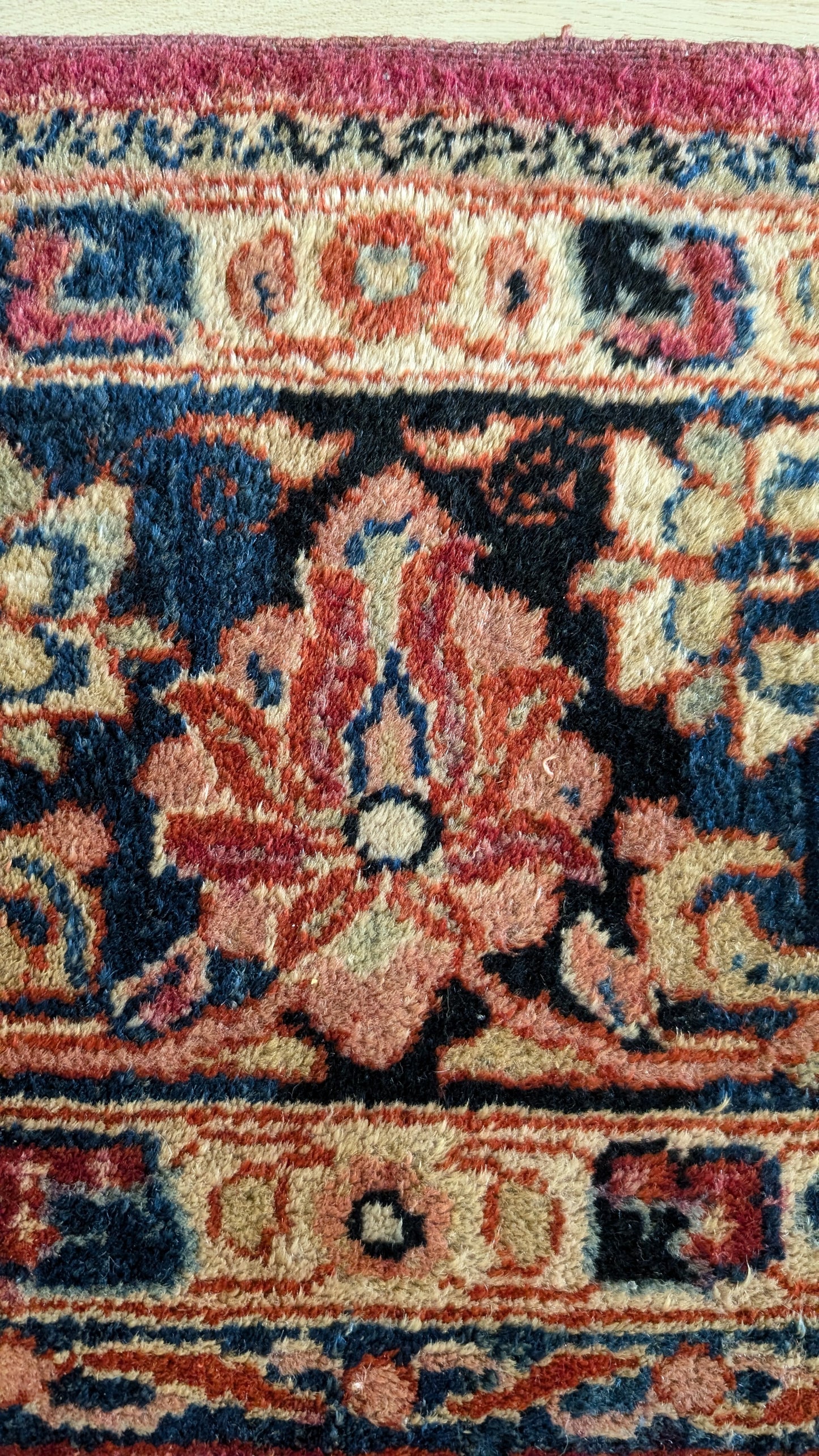 Antique Persian Sarouk Rug, 6x9