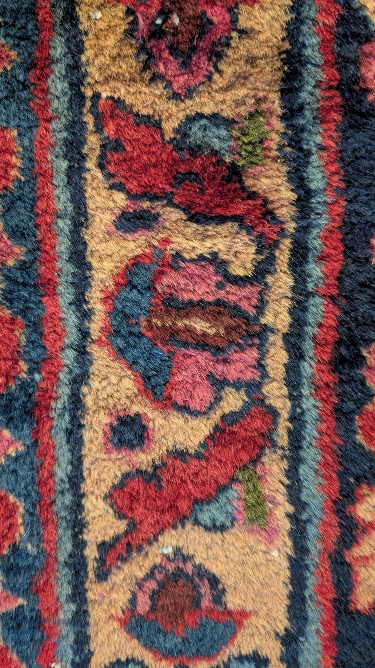 Antique Persian Sarouk Rug, 9x11 - Lustrous Rose Legacy