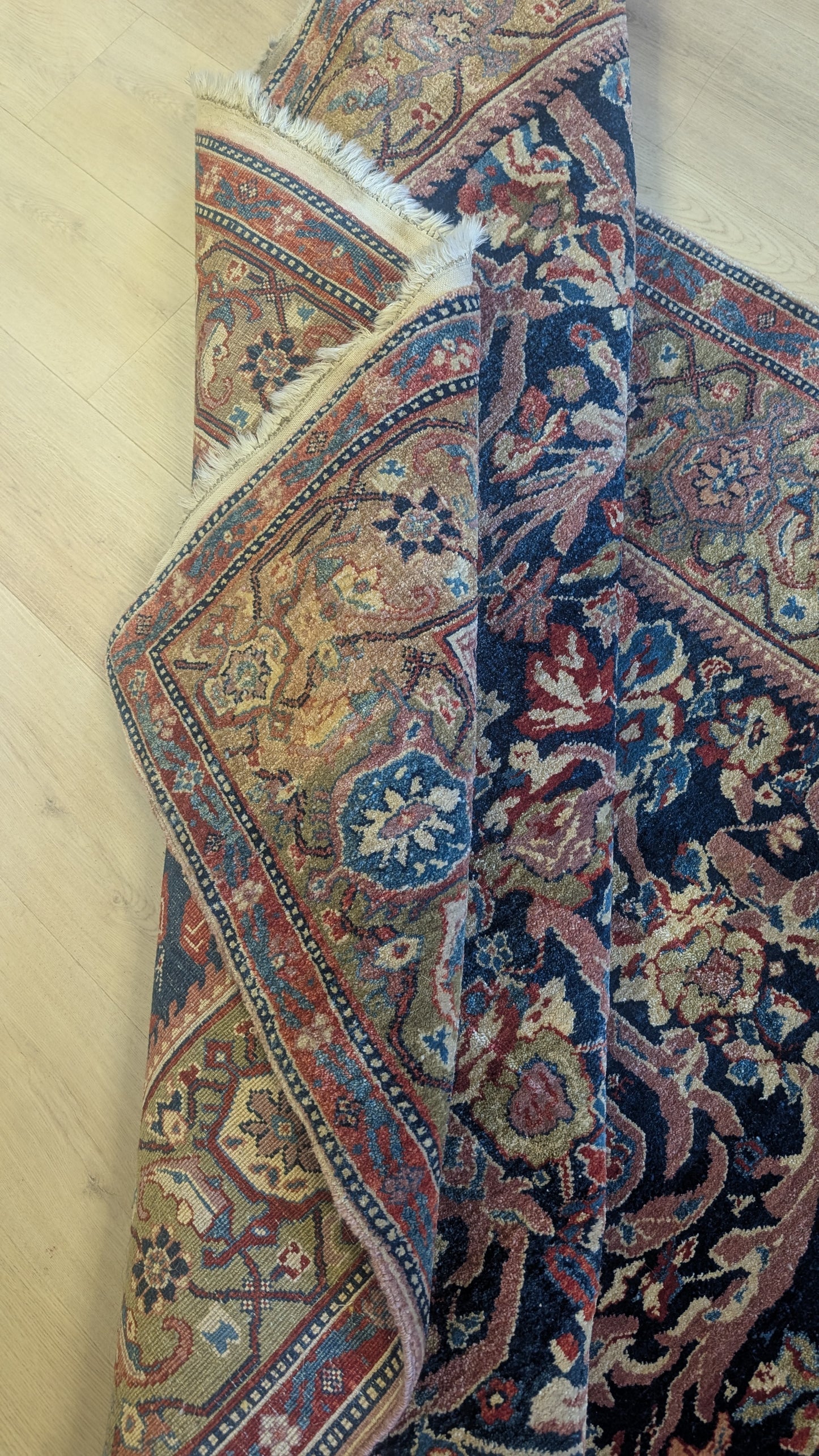 Vintage Oriental Rug, 5x7 - The Indigo Garden