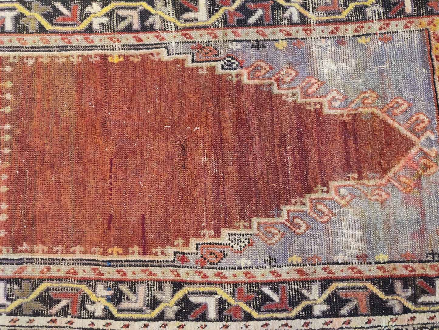 1940's Anatolian Prayer Rug, 3'3"x5'5"