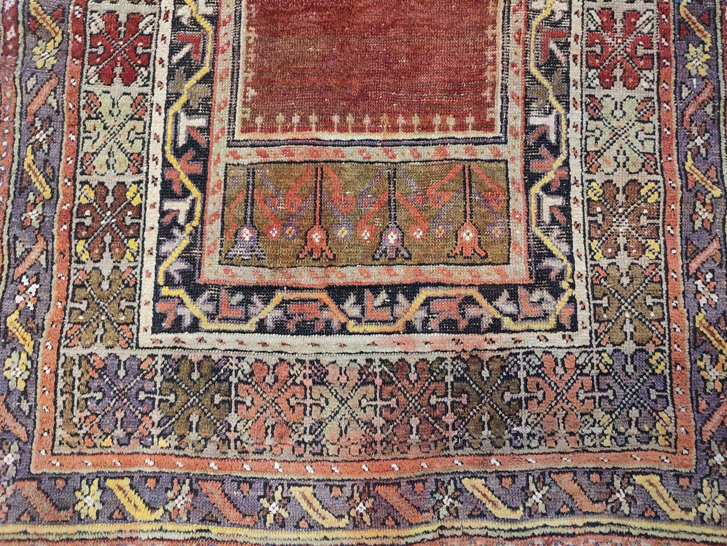 1940's Anatolian Prayer Rug, 3'3"x5'5"