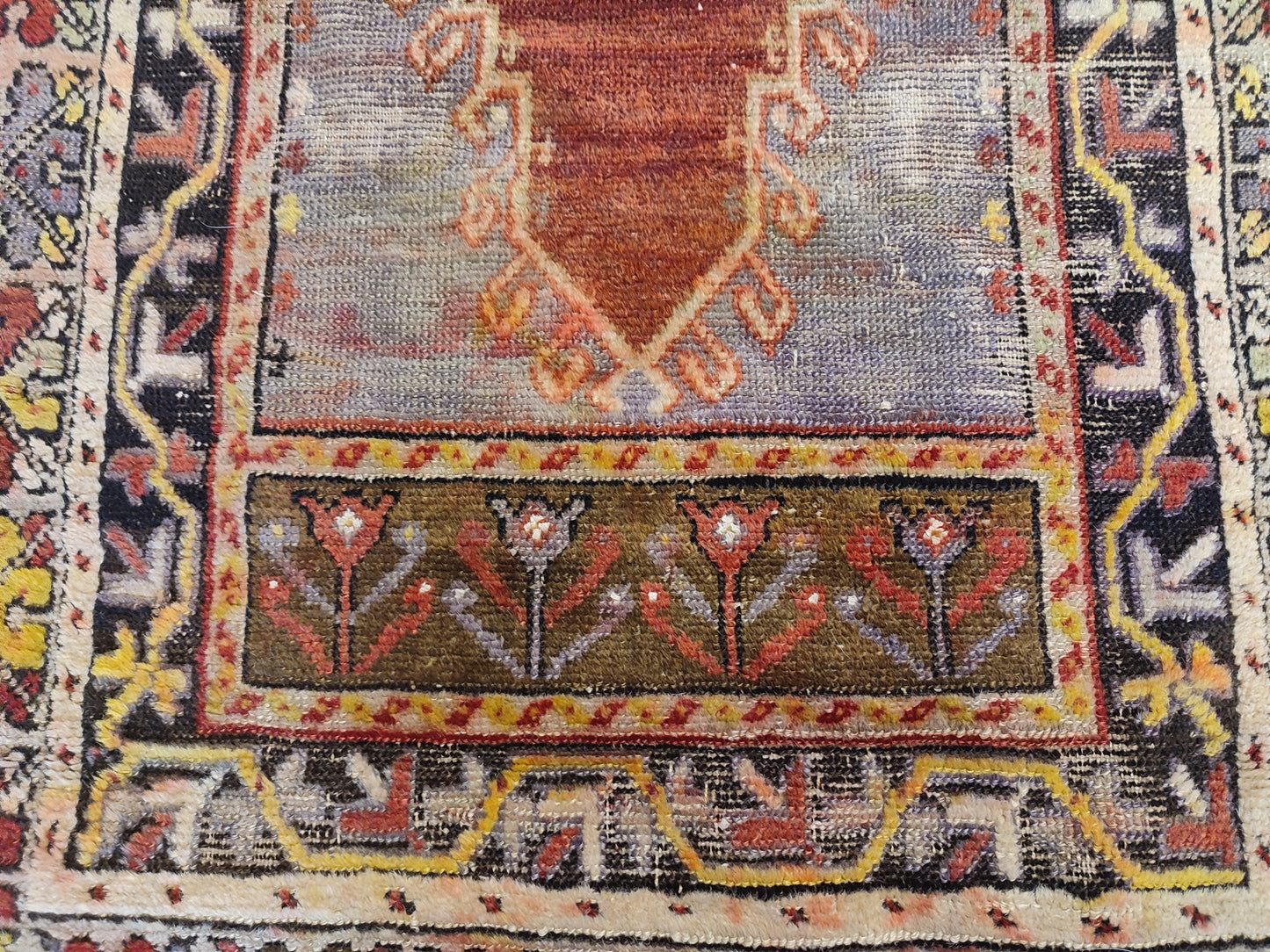 1940's Anatolian Prayer Rug, 3'3"x5'5"